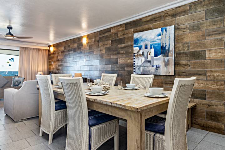 Le Paradis 5 Dining Room